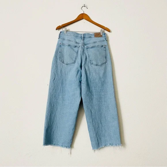 Madewell SIZE 29 The Curvy Perfect Vintage wide leg crop jeans in light wash - Picture 6 of 8